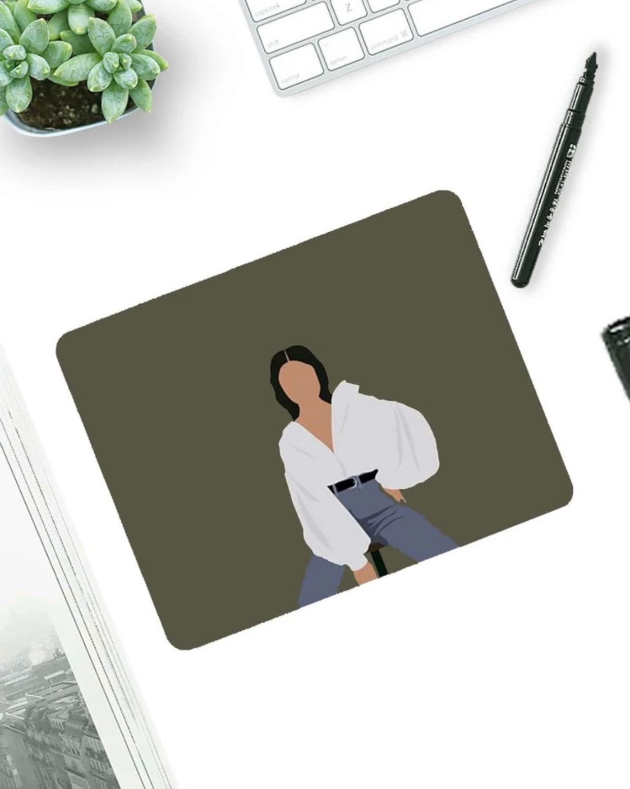 elec Figure Graphic Mouse Pad