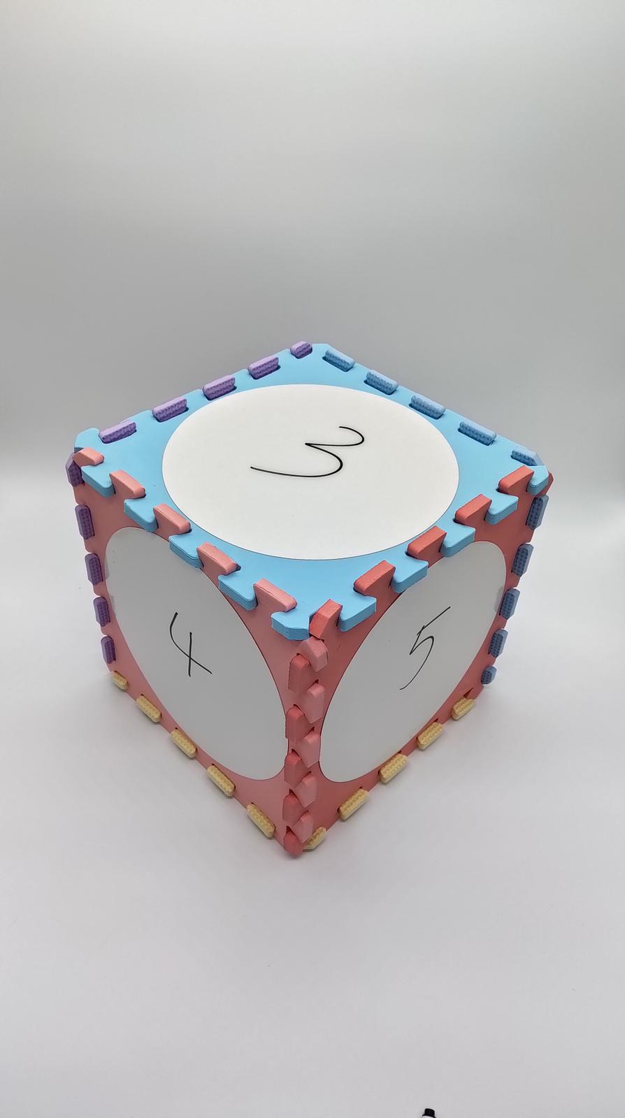 puzzle dice 30cm + pen