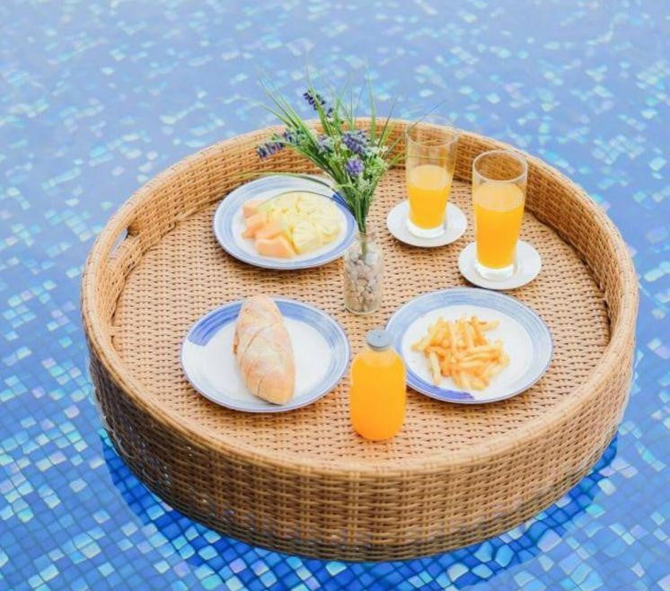 pool tray round